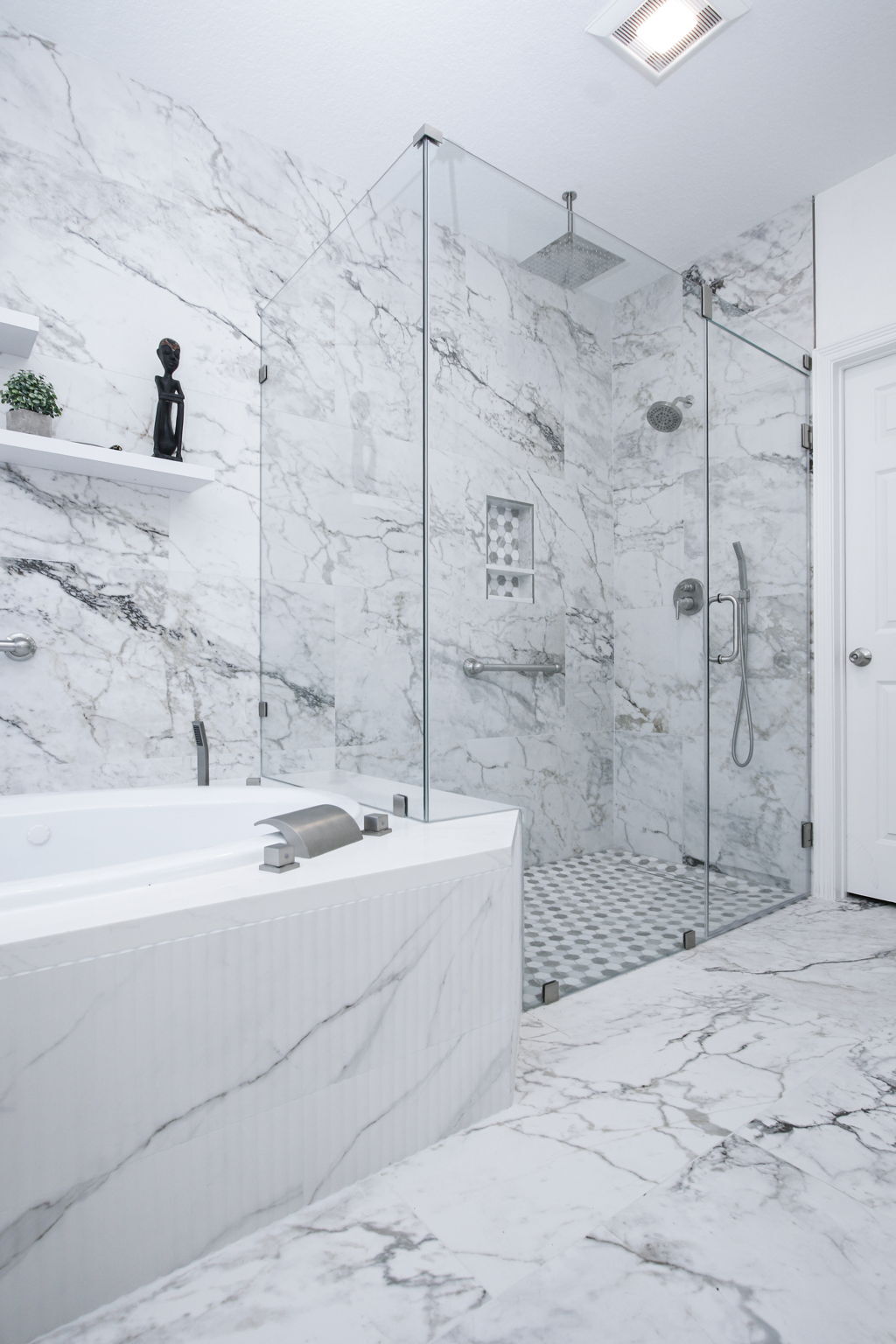 5-web-or-mls-14-cairn-oaks-pl