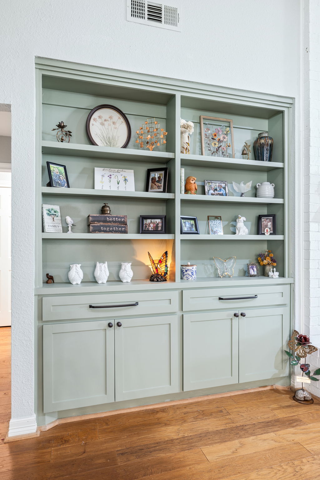 1-web-or-mls-8651-lakeshore-dr